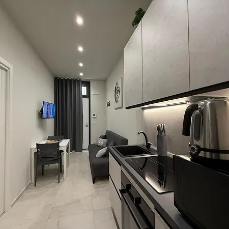 Apartament Mirror Bari